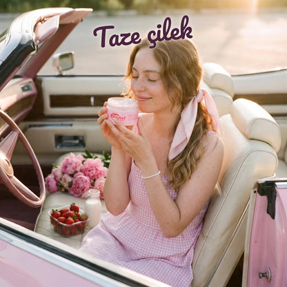 Çilekli Süt Köpüğü Vücut Yoğurdu – Taze çilek